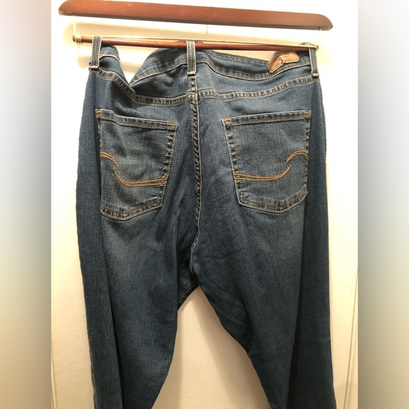 Size 20 Levi Strauss boot cut jeans - Picture 2 of 6